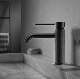 Hardware Accessories related image 1